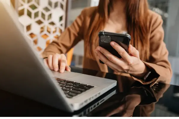 como recuperar whatsapp clonado